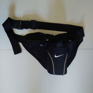 Nike water bottle belt